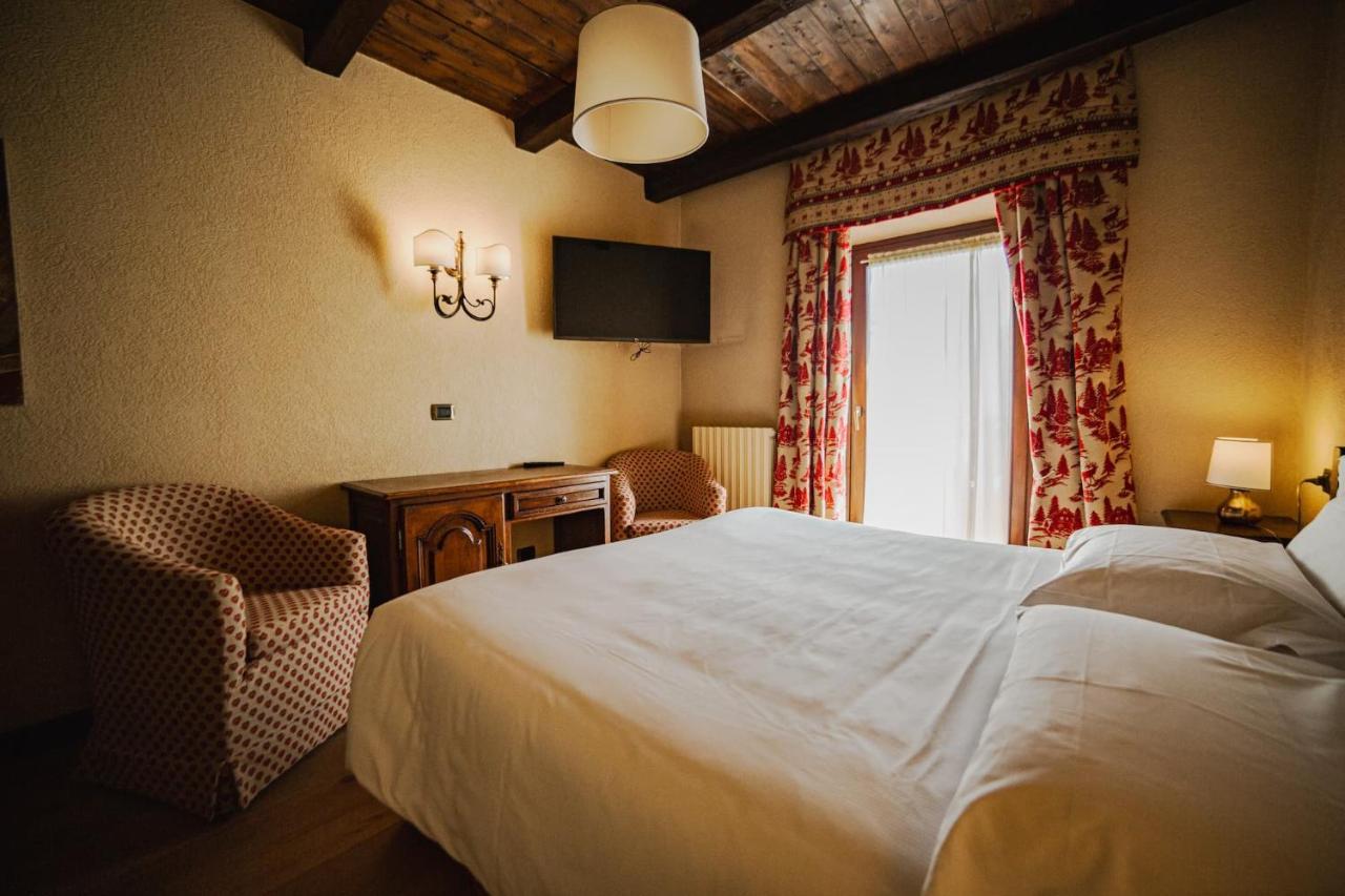Hotel Jumeaux Breuil-Cervinia Buitenkant foto