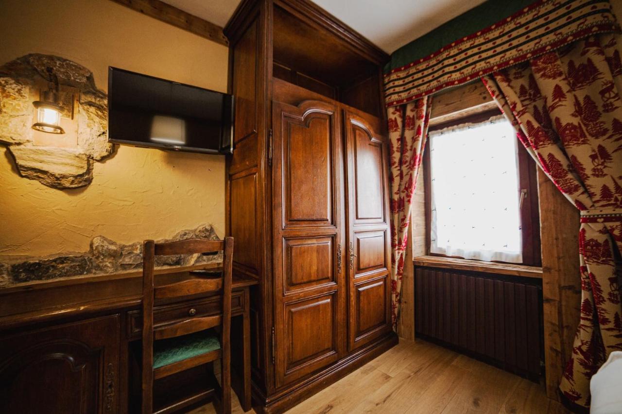 Hotel Jumeaux Breuil-Cervinia Buitenkant foto
