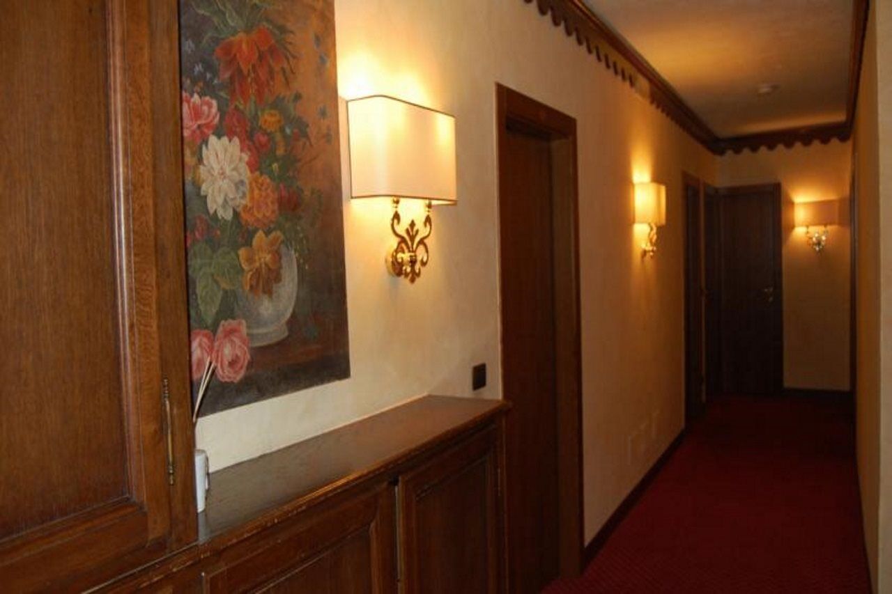 Hotel Jumeaux Breuil-Cervinia Buitenkant foto
