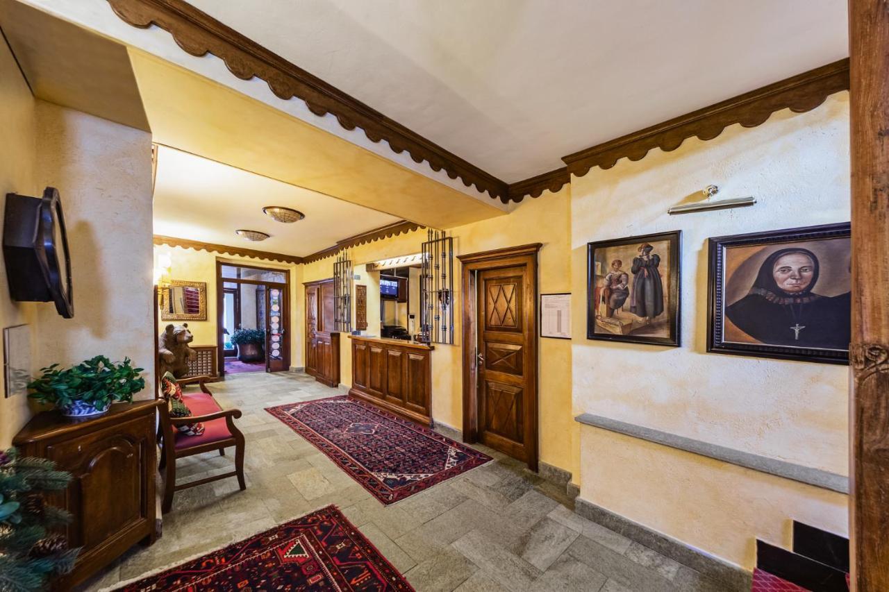 Hotel Jumeaux Breuil-Cervinia Buitenkant foto